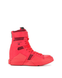 rote hohe Sneakers aus Leder von Julius