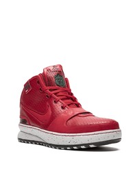 rote hohe Sneakers aus Leder von Nike