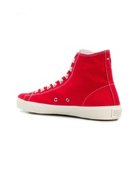 rote hohe Sneakers aus Segeltuch von Maison Margiela