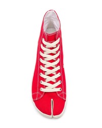 rote hohe Sneakers aus Segeltuch von Maison Margiela