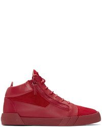 rote hohe Sneakers aus Wildleder