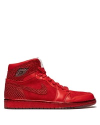 rote hohe Sneakers aus Wildleder von Jordan