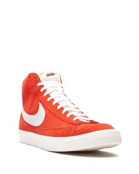 rote hohe Sneakers von Nike