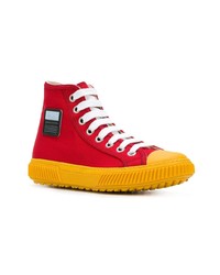 rote hohe Sneakers von Prada