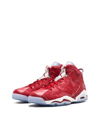 rote hohe Sneakers von Jordan