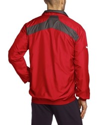 rote Jacke von Puma