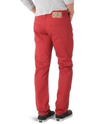 rote Jeans von Globe