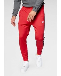 rote Jogginghose von Nike Sportswear