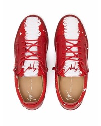 rote Leder niedrige Sneakers mit Schlangenmuster von Giuseppe Zanotti