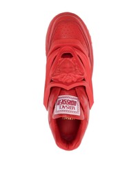 rote Leder niedrige Sneakers von Versace