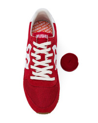 rote Leder niedrige Sneakers von Wushu