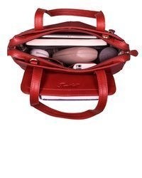 rote Ledertaschen von Benthill