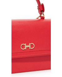 rote Ledertaschen von Salvatore Ferragamo