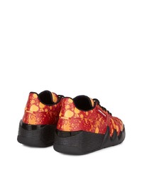 rote Mit Batikmuster Leder niedrige Sneakers von Giuseppe Zanotti