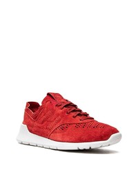 rote niedrige Sneakers von New Balance