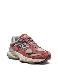 rote niedrige Sneakers von New Balance