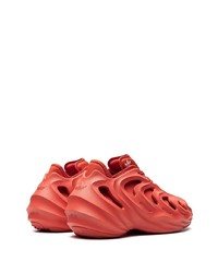 rote niedrige Sneakers von adidas