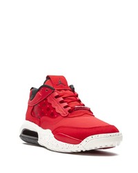 rote niedrige Sneakers von Nike