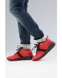 rote niedrige Sneakers von Camp David