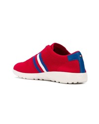 rote niedrige Sneakers von Tommy Hilfiger