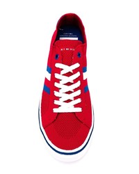 rote niedrige Sneakers von Tommy Hilfiger