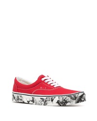 rote niedrige Sneakers von Undercover