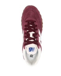 rote niedrige Sneakers von New Balance