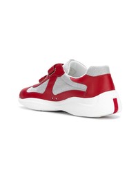 rote niedrige Sneakers von Prada