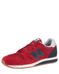 rote niedrige Sneakers von New Balance