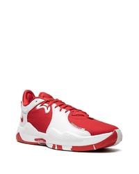 rote niedrige Sneakers von Nike