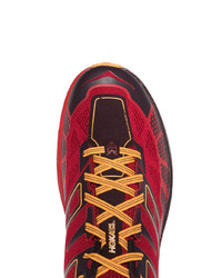 rote niedrige Sneakers von Hoka One One