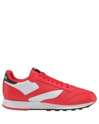 rote niedrige Sneakers von Reebok Classic