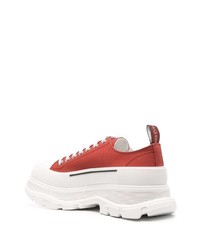 rote niedrige Sneakers von Alexander McQueen