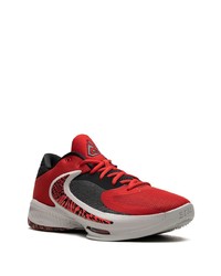 rote niedrige Sneakers von Nike