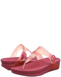 rote Sandalen von FitFlop