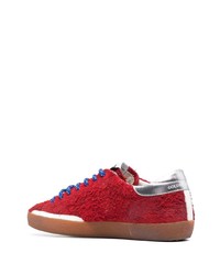 rote Segeltuch niedrige Sneakers mit Sternenmuster von Golden Goose