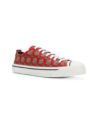 rote Segeltuch niedrige Sneakers von Burberry