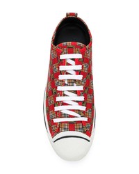 rote Segeltuch niedrige Sneakers von Burberry