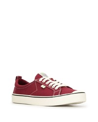 rote Segeltuch niedrige Sneakers von Cariuma