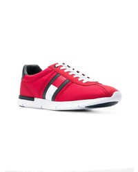 rote Segeltuch niedrige Sneakers von Tommy Hilfiger