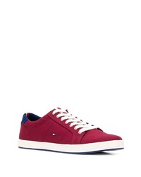 rote Segeltuch niedrige Sneakers von Tommy Hilfiger