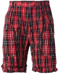 rote Shorts mit Schottenmuster von McQ by Alexander McQueen