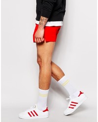 rote Shorts von American Apparel