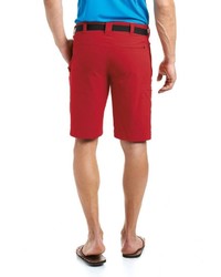 rote Shorts von maier sports