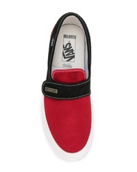 rote Slip-On Sneakers aus Segeltuch von Vans