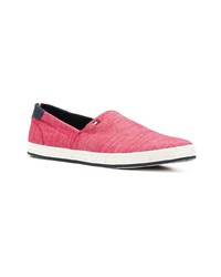 rote Slip-On Sneakers aus Segeltuch von Tommy Hilfiger