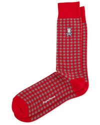 rote Socken mit Schottenmuster