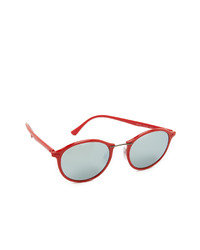 rote Sonnenbrille von Ray-Ban
