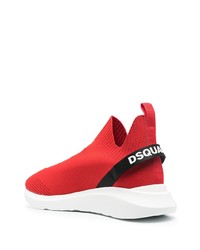 rote Sportschuhe von DSQUARED2