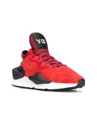 rote Sportschuhe von Y-3